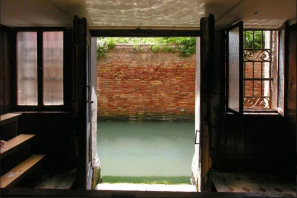 Walk On The Water ✧ 5 Minutes To Rialto Bridge Apartment Veneţia Exterior foto