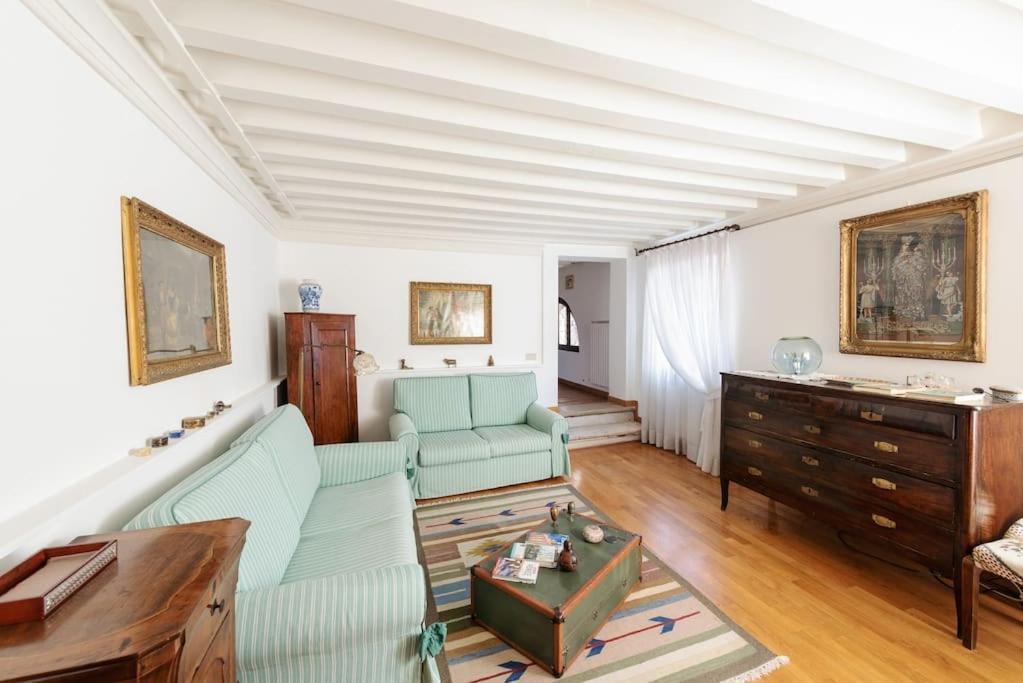 Walk On The Water ✧ 5 Minutes To Rialto Bridge Apartment Veneţia Exterior foto