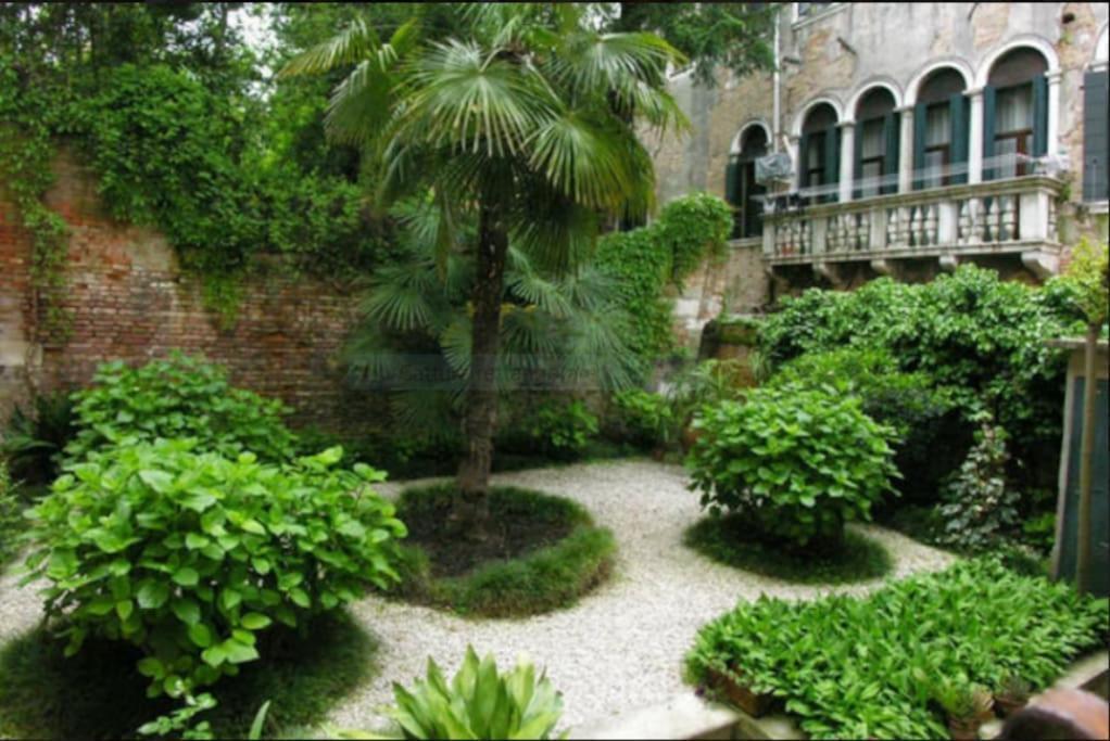 Walk On The Water ✧ 5 Minutes To Rialto Bridge Apartment Veneţia Exterior foto