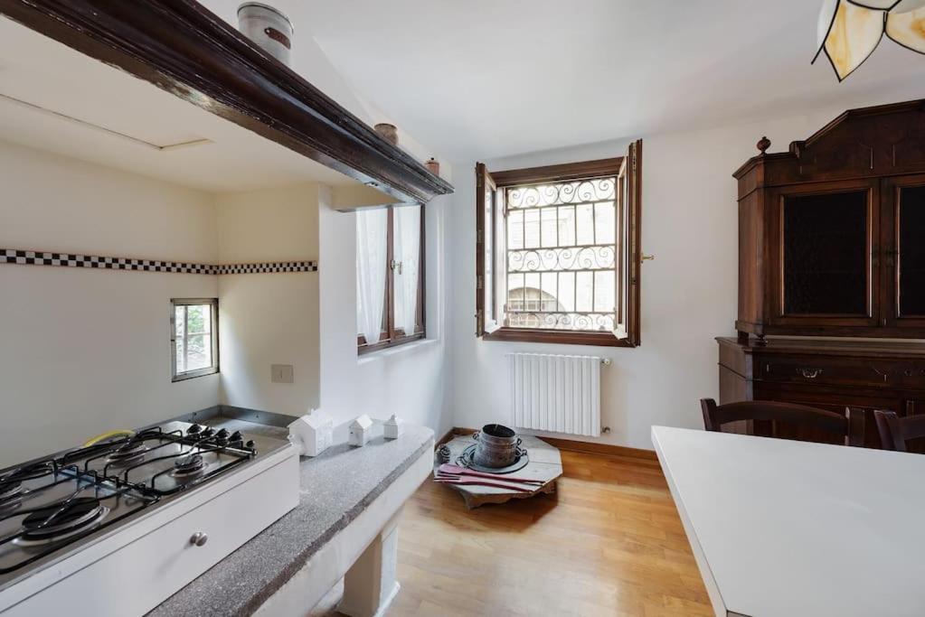 Walk On The Water ✧ 5 Minutes To Rialto Bridge Apartment Veneţia Exterior foto