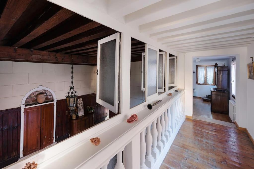 Walk On The Water ✧ 5 Minutes To Rialto Bridge Apartment Veneţia Exterior foto